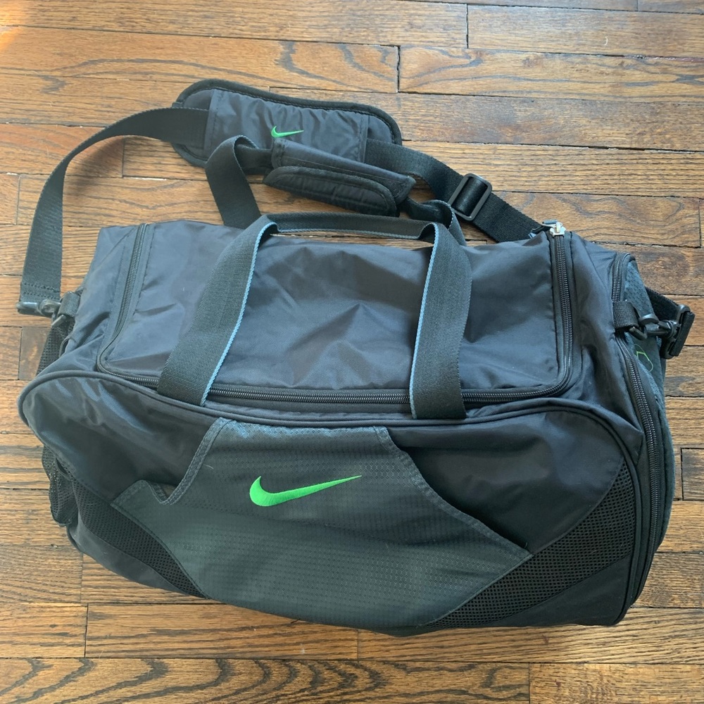 Nike gym bag, size medium
